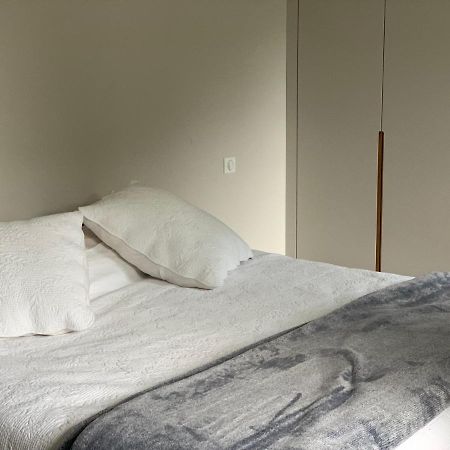 Charme Moderne Bed and Breakfast Le Val-Saint-Germain Εξωτερικό φωτογραφία