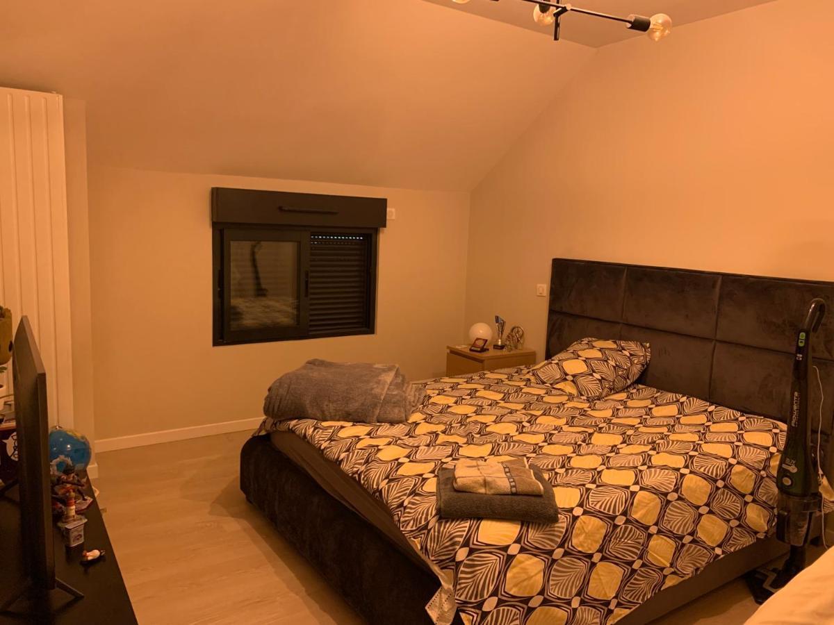 Charme Moderne Bed and Breakfast Le Val-Saint-Germain Εξωτερικό φωτογραφία